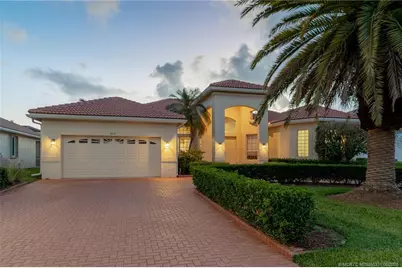 2216 SE Stonehaven Road, Port Saint Lucie, FL 34952 - Photo 2