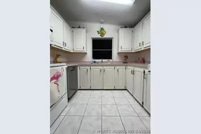 927 Nettles Boulevard, Jensen Beach, FL 34957 - Photo 8