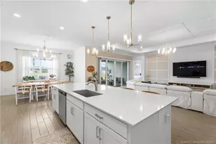4855 Brookhaven Mnr SW SW, Vero Beach, FL 32968 - Photo 12
