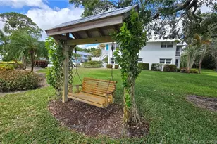 2929 SE Ocean Blvd, Stuart, FL 34996 - Photo 20