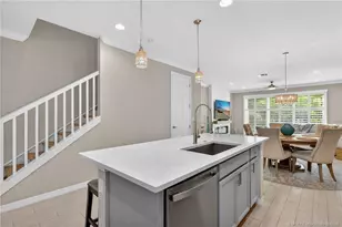 587 SW Glen Crest Way, Stuart, FL 34997 - Photo 8