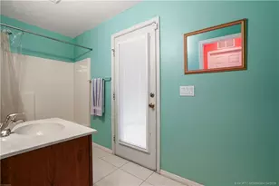 2009 SW Monterrey Ln, Port Saint Lucie, FL 34953 - Photo 10
