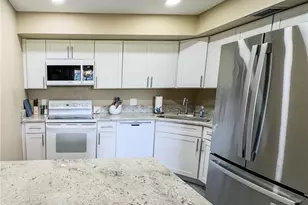 950 S Kanner Hwy, Stuart, FL 34994 - Photo 8