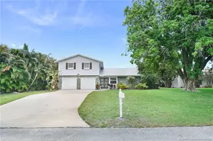 4729 SE Glen Ridge Trail, Stuart, FL 34997 - Photo 2