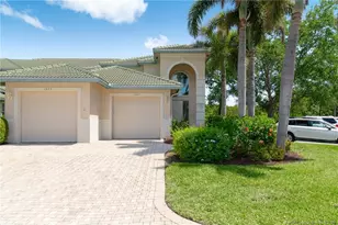 1527 SE Prestwick Ln, Port Saint Lucie, FL 34952 - Photo 1