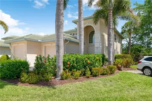 1527 SE Prestwick Ln, Port Saint Lucie, FL 34952 - Photo 2