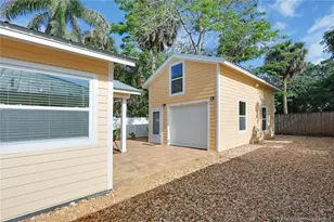 550 SW Riverview St, Stuart, FL 34994 - Photo 42