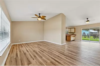 6285 SE Highland Avenue, Stuart, FL 34997 - Photo 8