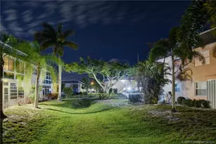 2950 SE Ocean Blvd, Stuart, FL 34996 - Photo 24
