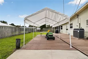 4844 SE Pilot Way, Stuart, FL 34997 - Photo 14