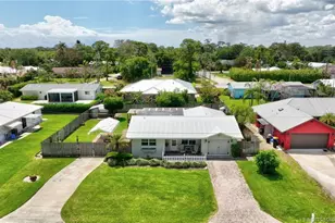 4844 SE Pilot Way, Stuart, FL 34997 - Photo 2