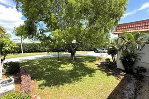 2600 SE Ocean Blvd, Stuart, FL 34996 - Photo 4