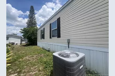 3357 W Mayaguana Lane, Lake Worth, FL 33462 - Photo 10