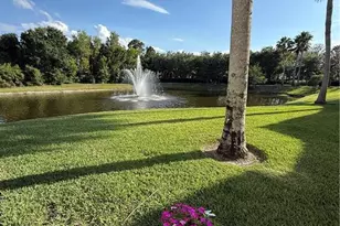 1560 SE Hampshire Way, Stuart, FL 34994 - Photo 2