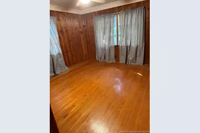713 SW Bryant Avenue, Stuart, FL 34994 - Photo 8