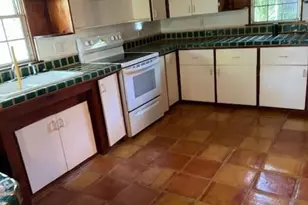 713 SW Bryant Ave, Stuart, FL 34994 - Photo 4