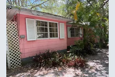 713 SW Bryant Avenue, Stuart, FL 34994 - Photo 2