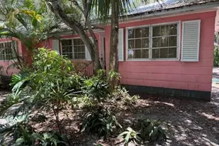 713 SW Bryant Ave, Stuart, FL 34994 - Photo 1