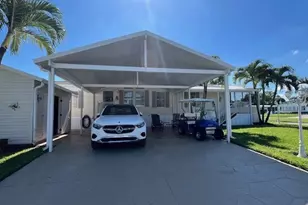 6120 Holly Ln, Lantana, FL 33462 - Photo 2