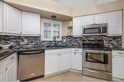 2438 SW Foxpoint Trail, Palm City, FL 34990 - Photo 8