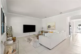 373 SE Filoli Dr, Port Saint Lucie, FL 34984 - Photo 8