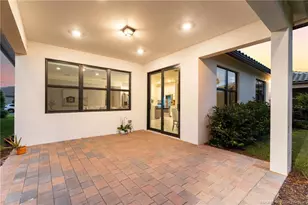 373 SE Filoli Dr, Port Saint Lucie, FL 34984 - Photo 14