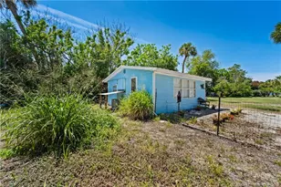 2614 NE Palm Ave, Jensen Beach, FL 34957 - Photo 10