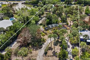 2614 NE Palm Ave, Jensen Beach, FL 34957 - Photo 2