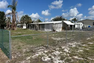 1574 NE Oriole Ave, Stuart, FL 34994 - Photo 1
