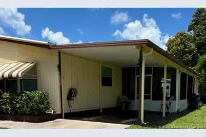 6201 Holly Lane, Lantana, FL 33462 - Photo 2