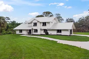 2001 SW Racquet Club Dr, Palm City, FL 34990 - Photo 8
