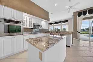 2034 SW Bradford Pl, Palm City, FL 34990 - Photo 12