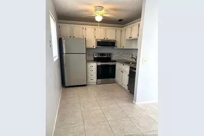 1225 NW 21st Street #14-140, Stuart, FL 34994 - Photo 2