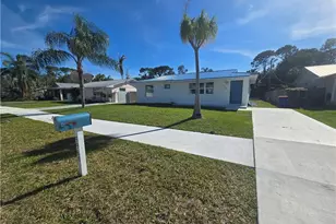 5968 SE Avalon Dr, Stuart, FL 34997 - Photo 1