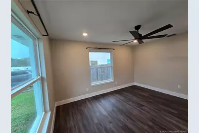 5968 SE Avalon Drive, Stuart, FL 34997 - Photo 10