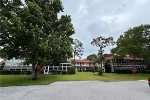 2600 SE Ocean Blvd, Stuart, FL 34996 - Photo 2
