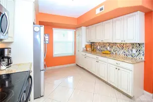 2571 NE Ocean Blvd, Stuart, FL 34996 - Photo 10