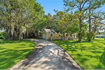 2981 SE Falmouth Drive, Stuart, FL 34997 - Photo 12