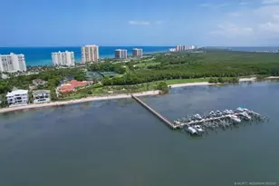 8750 S Ocean Dr, Jensen Beach, FL 34957 - Photo 36