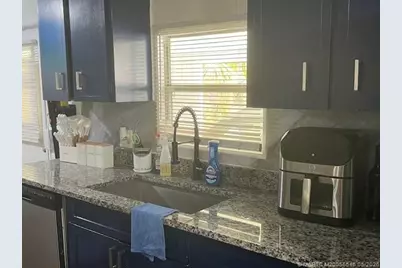 4026 8th Court, Lantana, FL 33462 - Photo 6