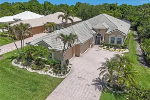 4615 NW Wandering Oak Ct, Jensen Beach, FL 34957 - Photo 2