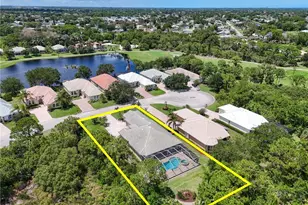 4615 NW Wandering Oak Ct, Jensen Beach, FL 34957 - Photo 4
