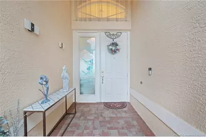 394 NW Springview Loop, Port Saint Lucie, FL 34986 - Photo 4