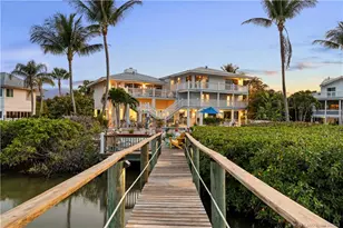 8 Herons Nest, Stuart, FL 34996 - Photo 2