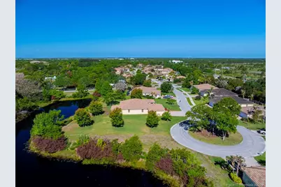 418 NE Abaca Way, Jensen Beach, FL 34957 - Photo 2