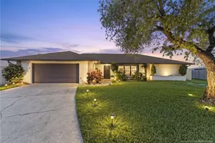 2086 SW Gull Harbor Ln, Palm City, FL 34990 - Photo 1