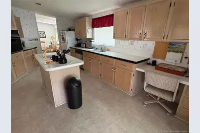 2465 SW Versailles Terrace, Stuart, FL 34997 - Photo 10