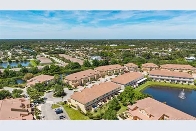 680 SW Glen Crest Way, Stuart, FL 34997 - Photo 32
