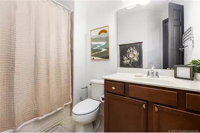 680 SW Glen Crest Way, Stuart, FL 34997 - Photo 24