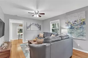 542 SW Halpatiokee St, Stuart, FL 34994 - Photo 8
